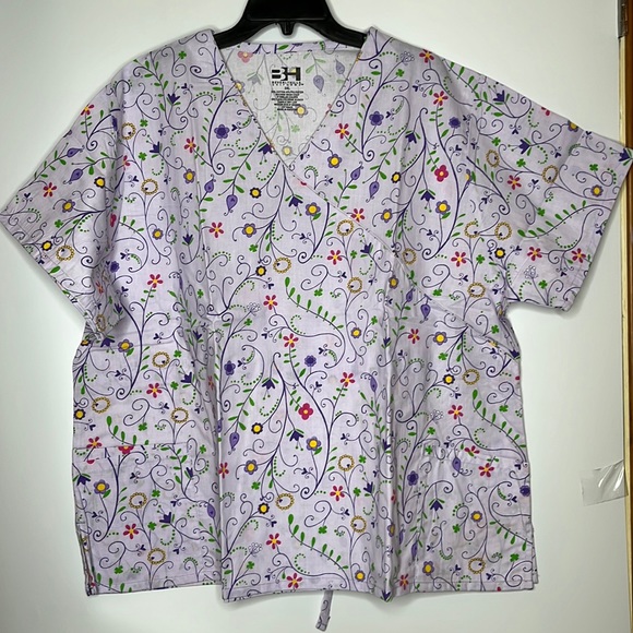 NWT Beverly Hills Uniforms Scrubs 3X PLUS SIZE - Purple Floral - Picture 1 of 7